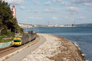 Lisbon Train - Cascais Line - flickr photo of Nuno Morao